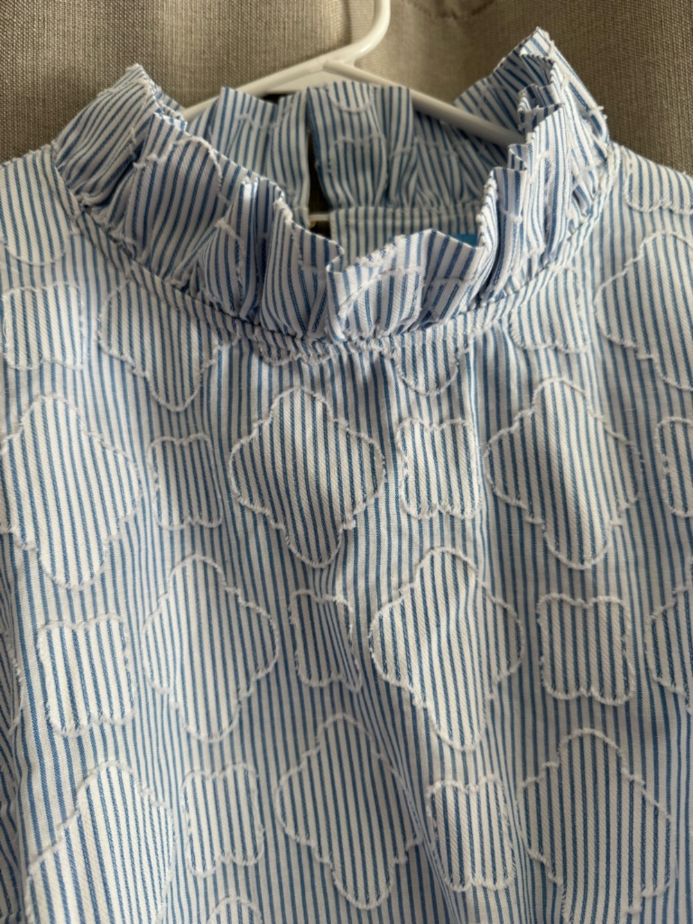 Draper James “Ingrid” Light Blue Striped Ruffle Neck Blouse size XL - Picture 4 of 11